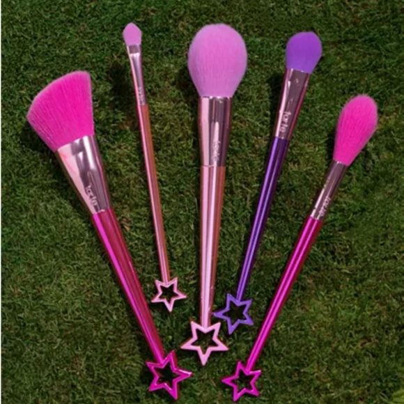 Tarte set of 5 Fairy Brushes BOXED - Picture 2 of 3